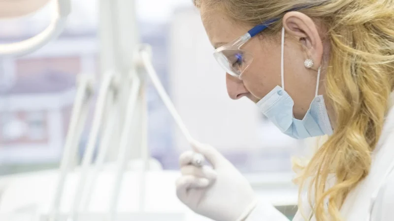Nana Clinic Bydgoszcz — najlepsze zabiegi medycyny estetycznej i polecani lekarze
